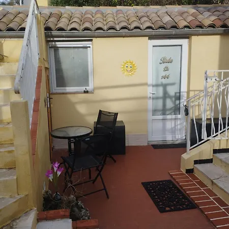 Studio Du Soleil Rez De Jardin Avec Parking Gratuit Vence Esterno foto